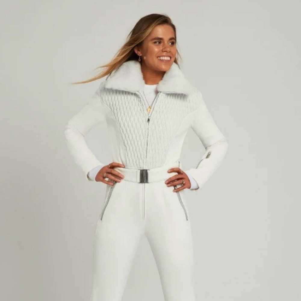 New w tags! My Sunday Ski- Lux Verbier Ski Suit size Med. Great quality & warm!
